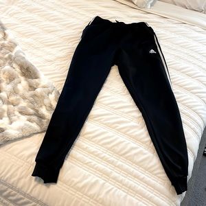 SOLD****Adidas Joggers 🏃‍♀️